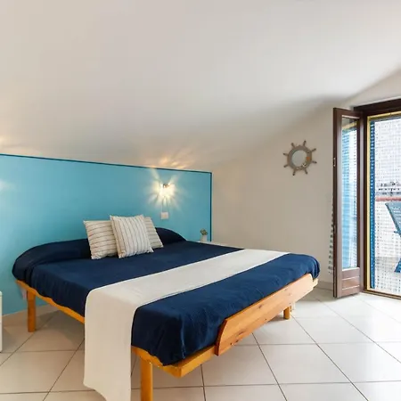 Apartment Mansarda Azzurra - Myho Casa *